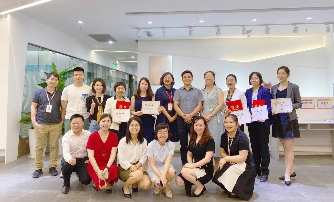 广东省中鹏职业培训学校有限公司